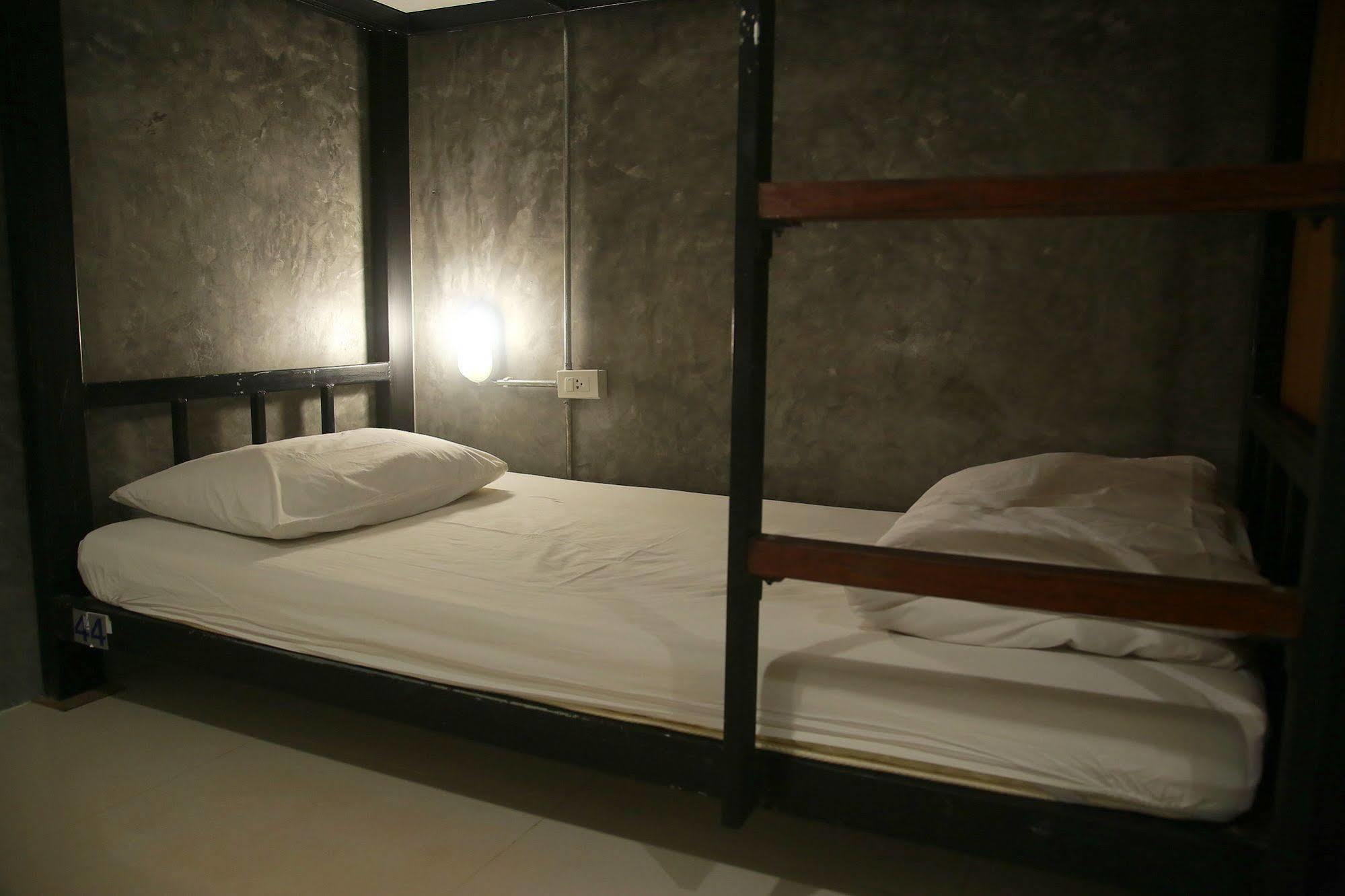 Oyo 585 Freedom Hostel @ Phi Phi المظهر الخارجي الصورة