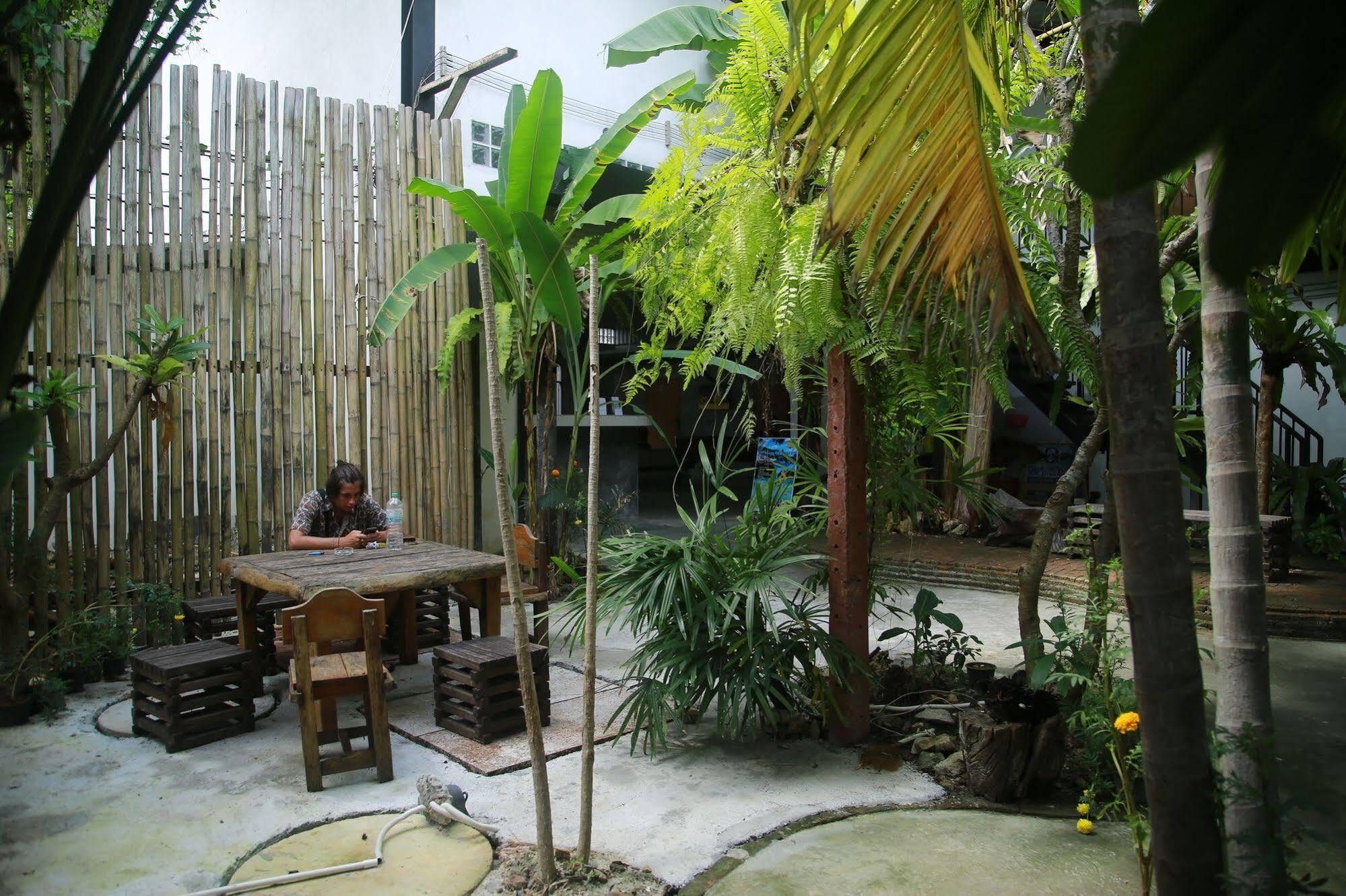 Oyo 585 Freedom Hostel @ Phi Phi المظهر الخارجي الصورة