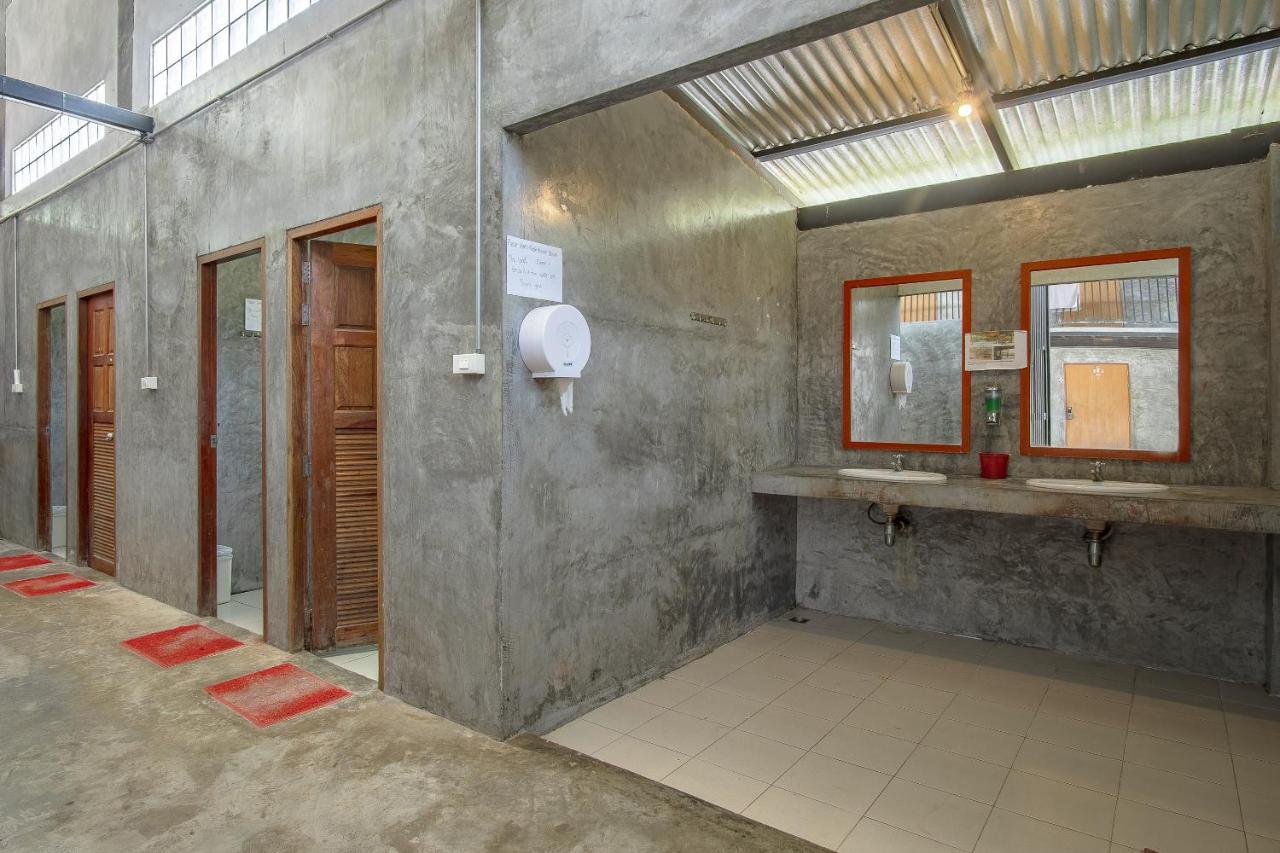 Oyo 585 Freedom Hostel @ Phi Phi المظهر الخارجي الصورة